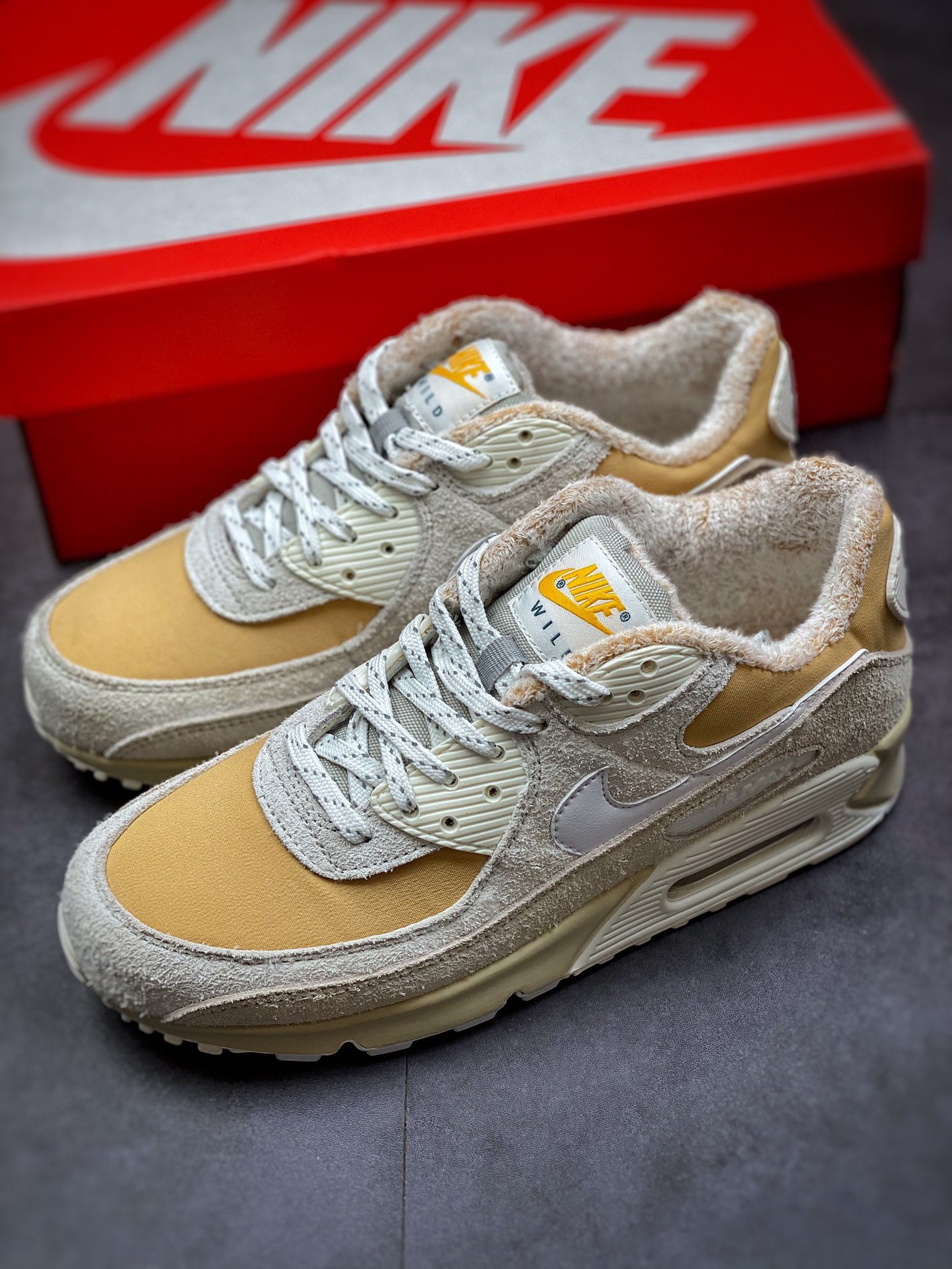 200 平台专供 NIKE Air Max 90 白灰褐 Max90系 DC5271-737