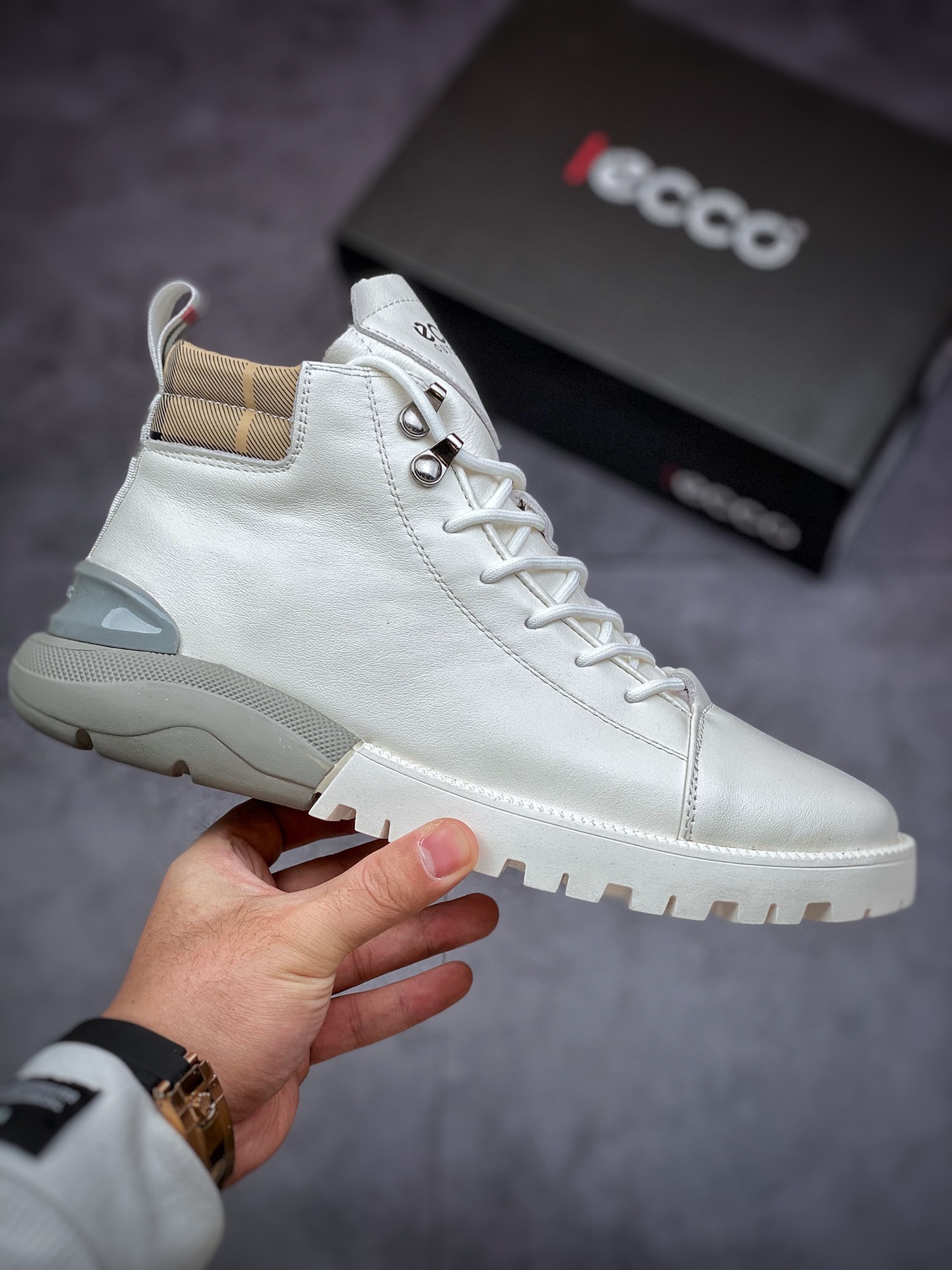 ecco love step 2021 autumn and winter new trendy casual men's high boots counters are on sale simultaneously