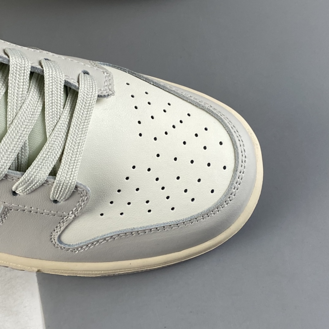 NIKE DuNIKE Low bone white color matching SB buckle broken backboard fashion casual board shoes DD1503-107-Top High Quatity Cheap Sneakers Fashion Clothing Clothes Bags handbags Shoes of all Brand wholesale With The best Quality And Beautiful Price from China Factory Chinese suppliers wholesaler seller NIKE DuNIKE Low bone white color matching SB buckle broken backboard fashion casual board shoes DD1503-107