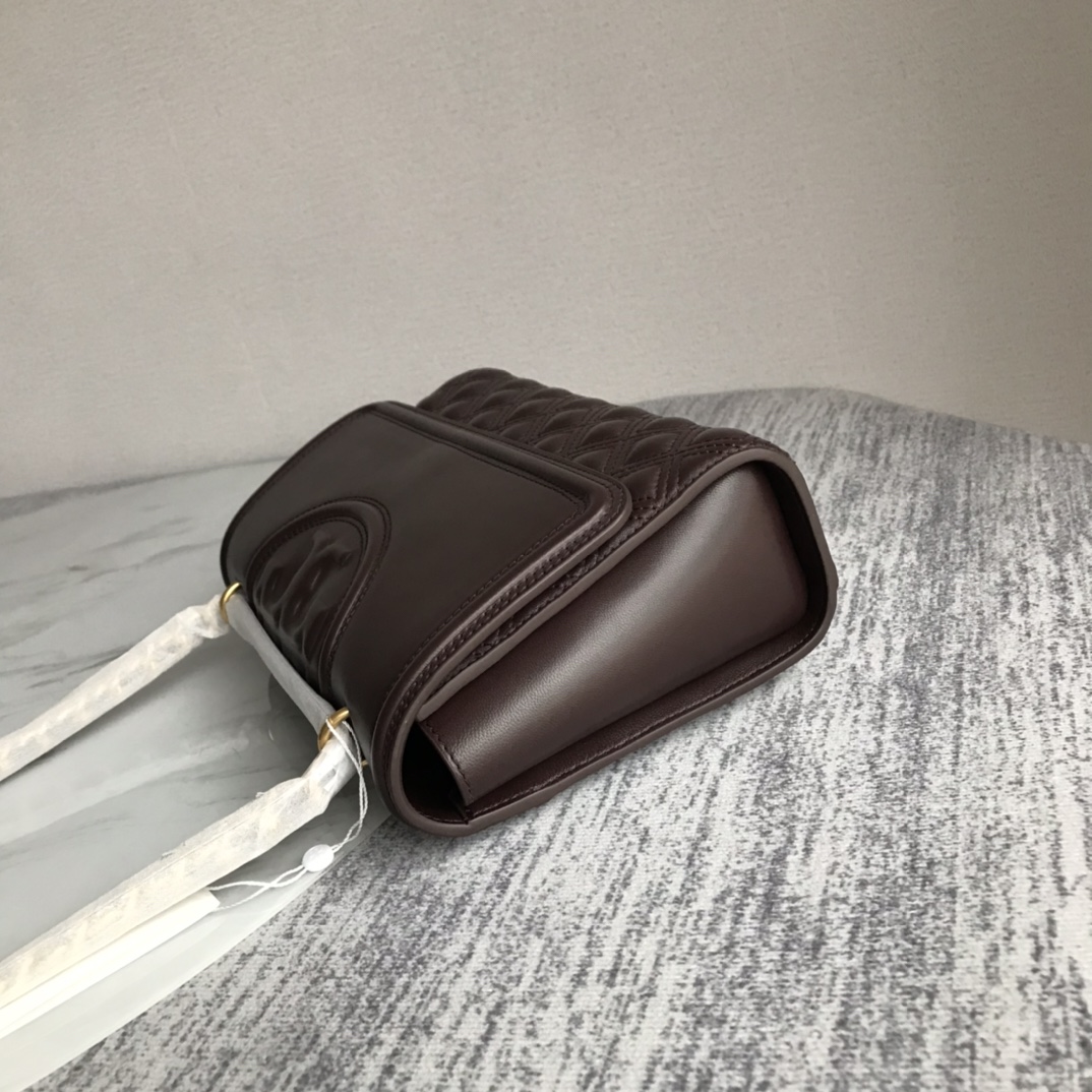 Tory Burch ～新款大号酒红色Tory Burch新版 Fleming