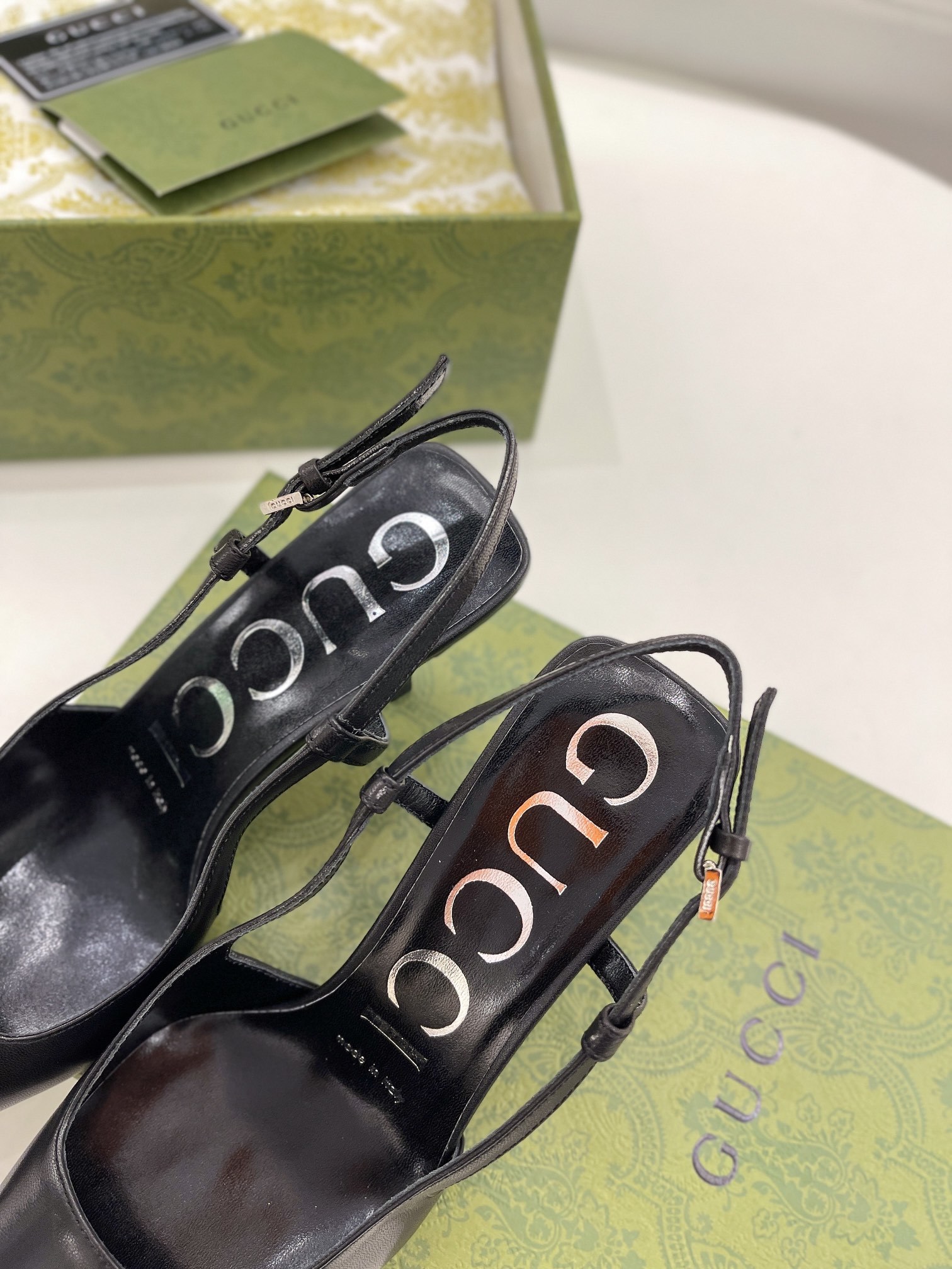 Gucci古弛2022G家早春小方头