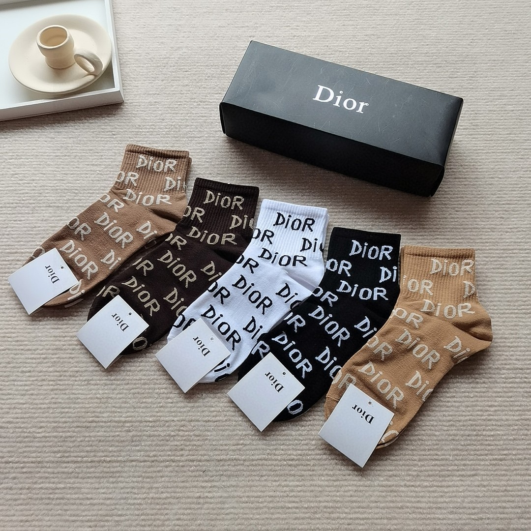 配包装一盒5双Dior迪奥新款字母小