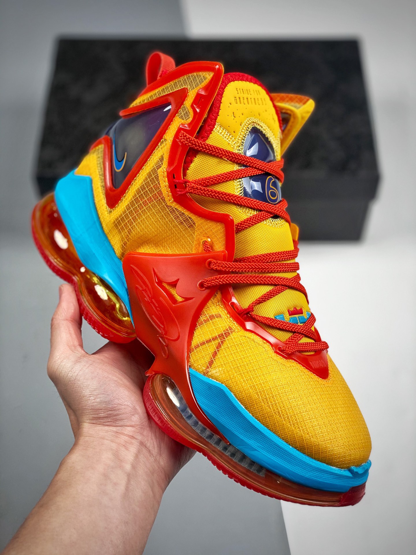 NK LeBron 19 rojo amarillo azul las botas de campeonato de James con amortiguación Air MAX de toda la suela p…