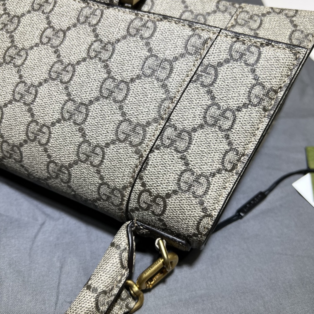 GUCCI古驰The Hacker Project系列Hourglass小号手袋沙漏包681697