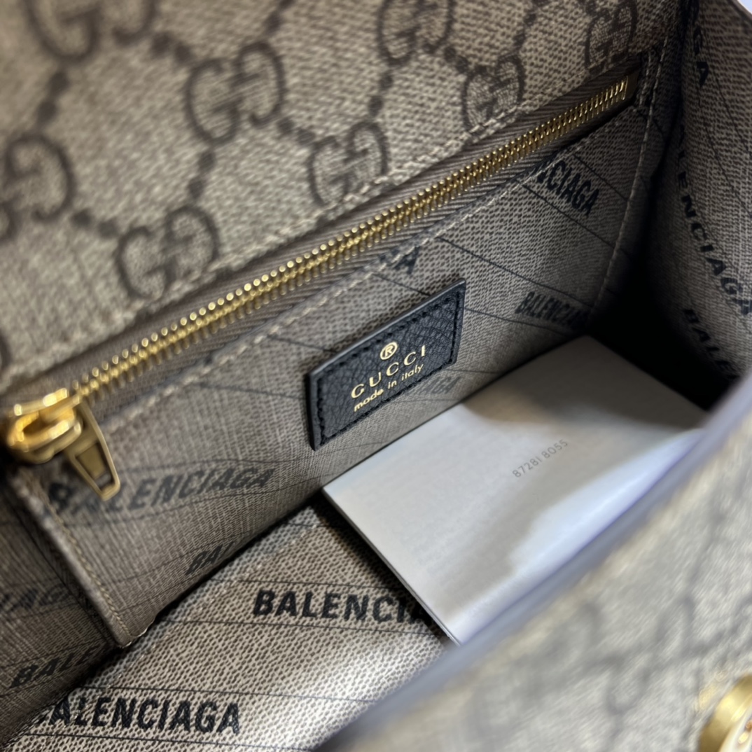 GUCCI古驰The Hacker Project系列Hourglass小号手袋沙漏包681697