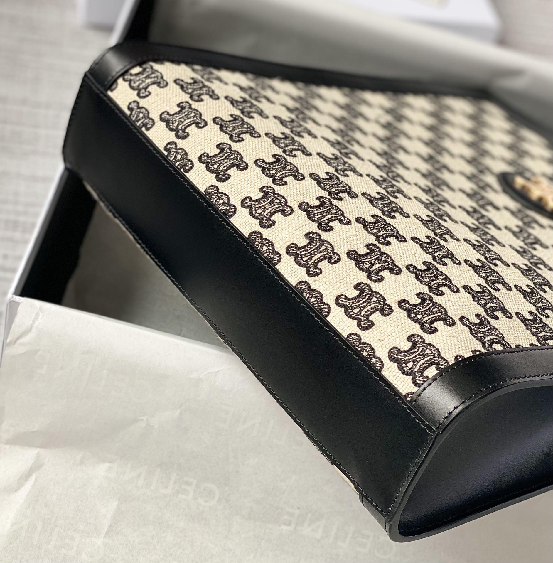 CELINE CABAS TRIOMPHE凯旋购物袋 192082