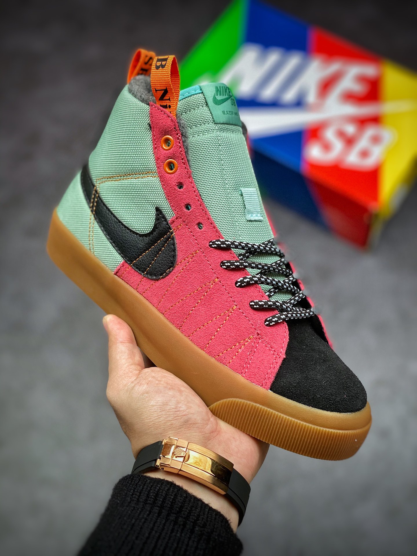 160 Nike SB Zoom Blazer Mid PRM 滑板鞋DC8903-301