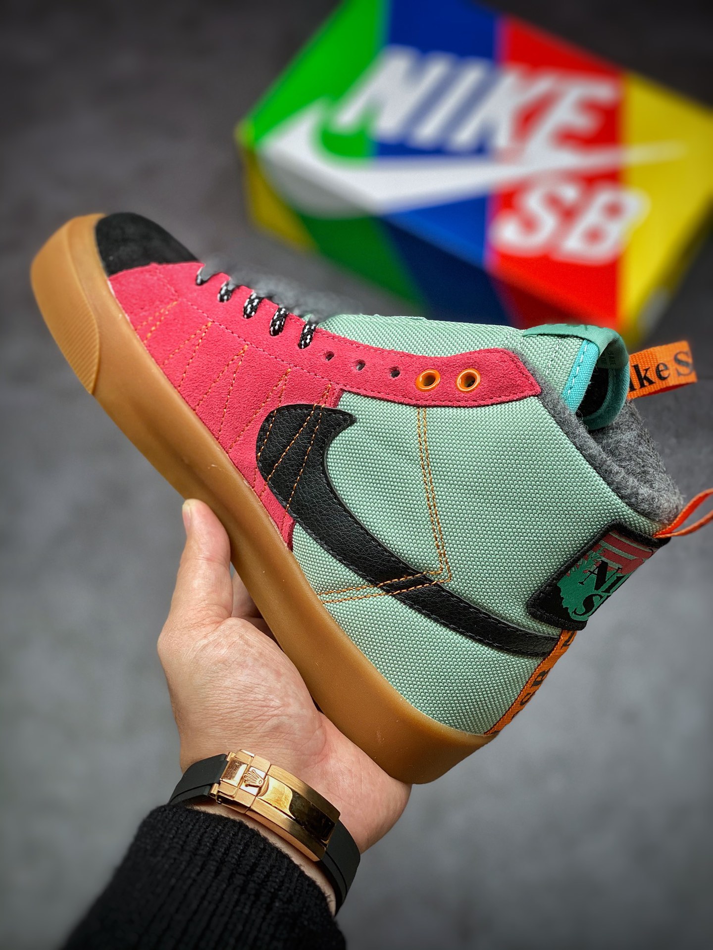 160 Nike SB Zoom Blazer Mid PRM 滑板鞋DC8903-301
