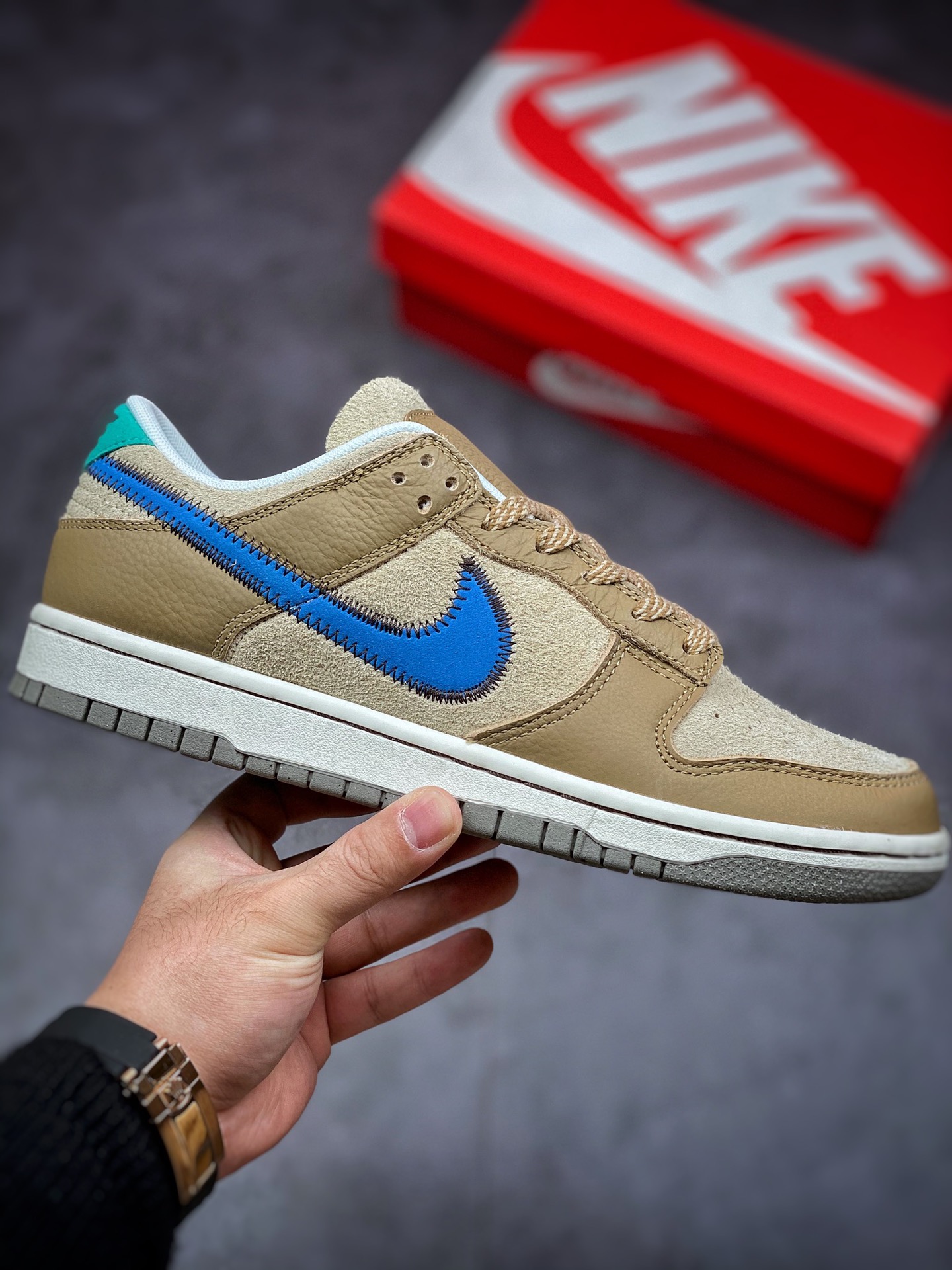260 Nike SB Zoom Dunk Low 棕色蓝勾 经典百搭休闲运动板鞋DO6712-200