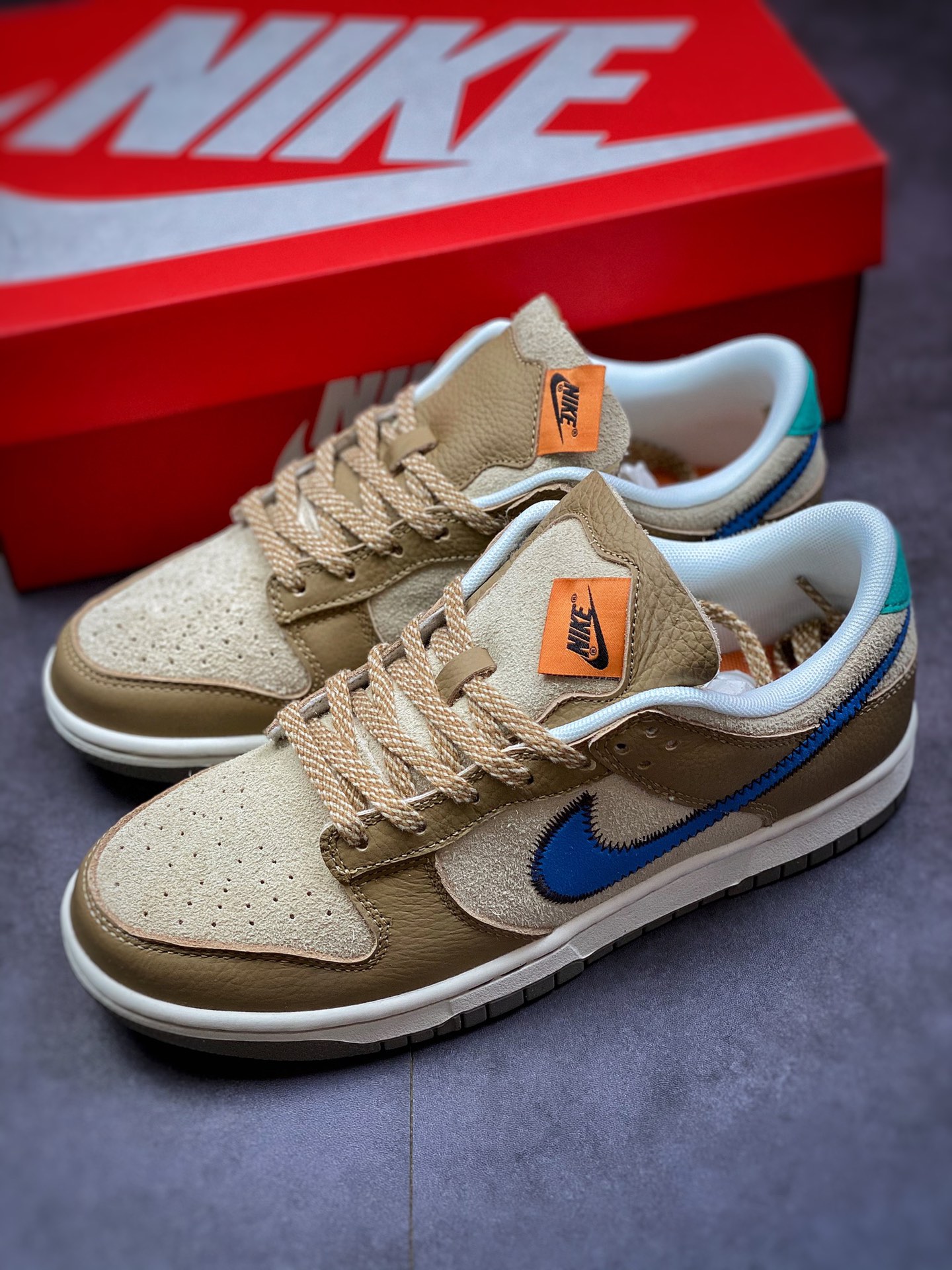 260 Nike SB Zoom Dunk Low 棕色蓝勾 经典百搭休闲运动板鞋DO6712-200