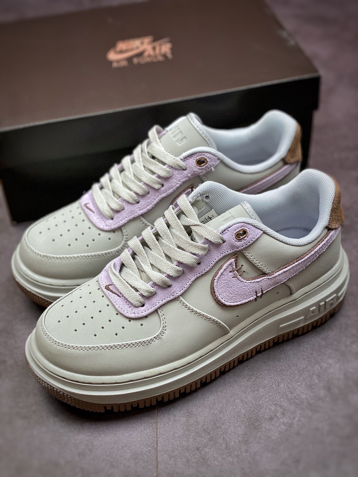200 Nike Air Force 1 Low Luxe”Purple/Brown” 空军一号DD9605-500