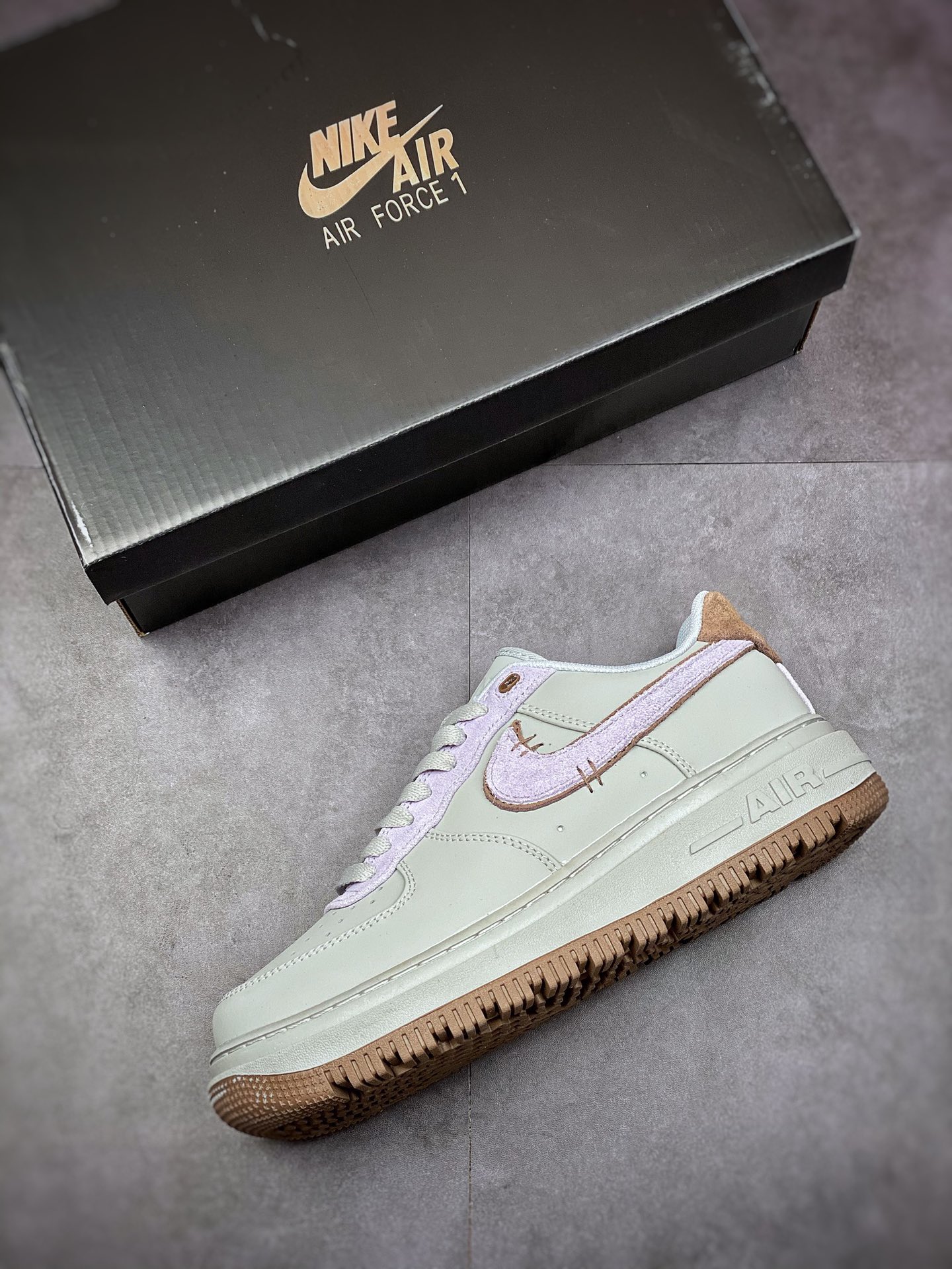 200 Nike Air Force 1 Low Luxe”Purple/Brown” 空军一号DD9605-500