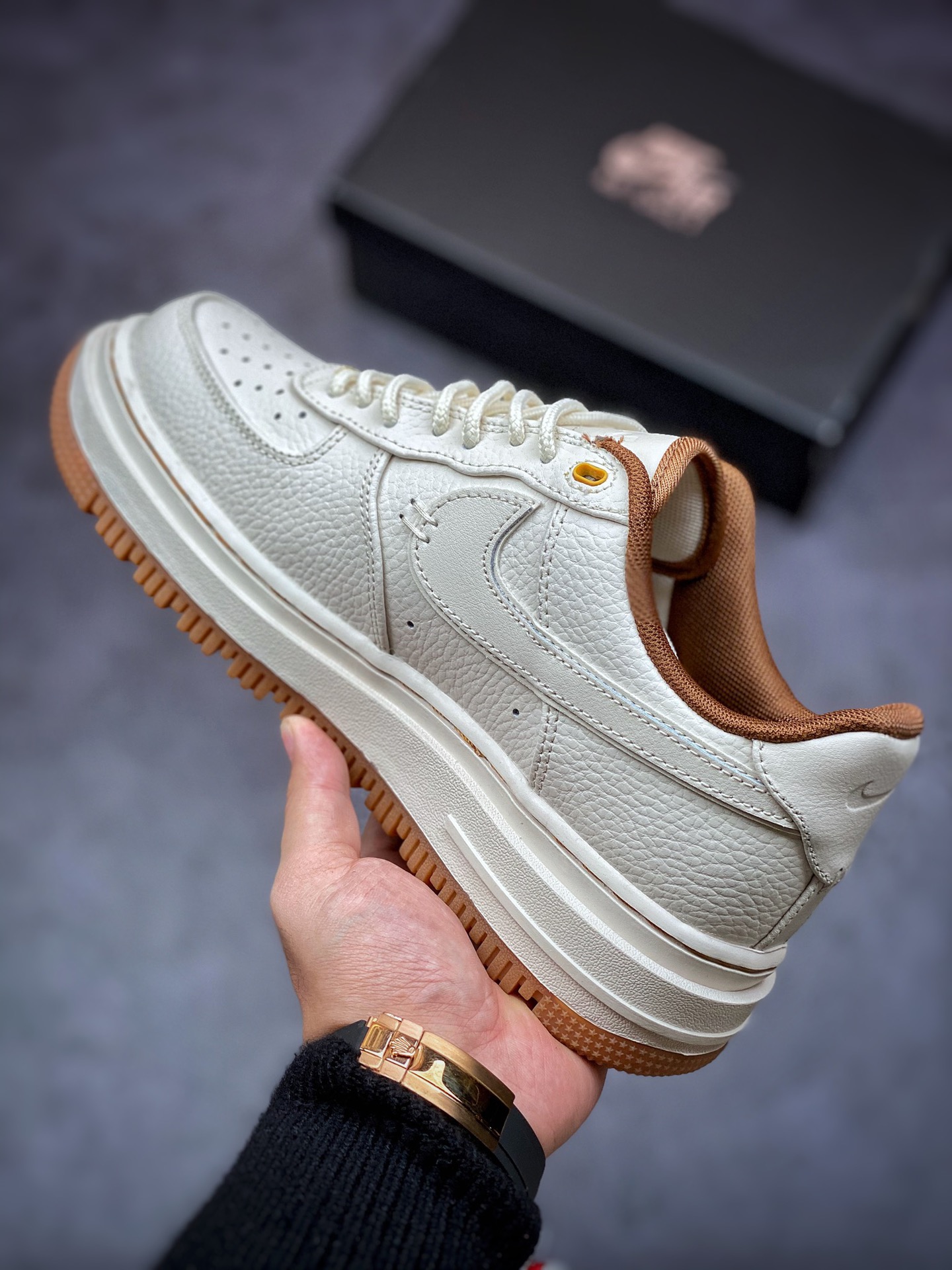 200 Nike Air Force 1 Low Luxe”Pecan/Gum” 空军一号DB4109-200