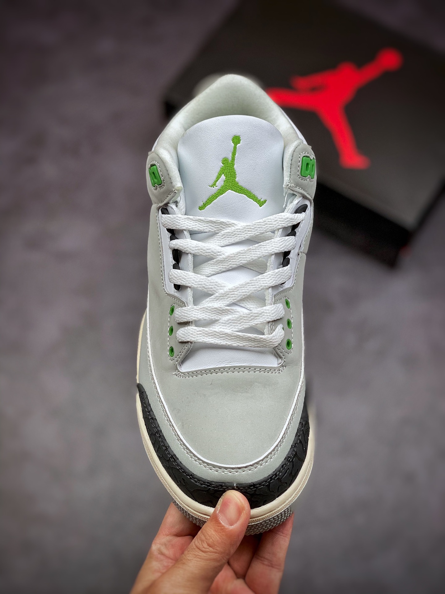 240 Air Jordan 3 Retro“Chlorophyll” 叶绿素/灰绿手稿 136064-006