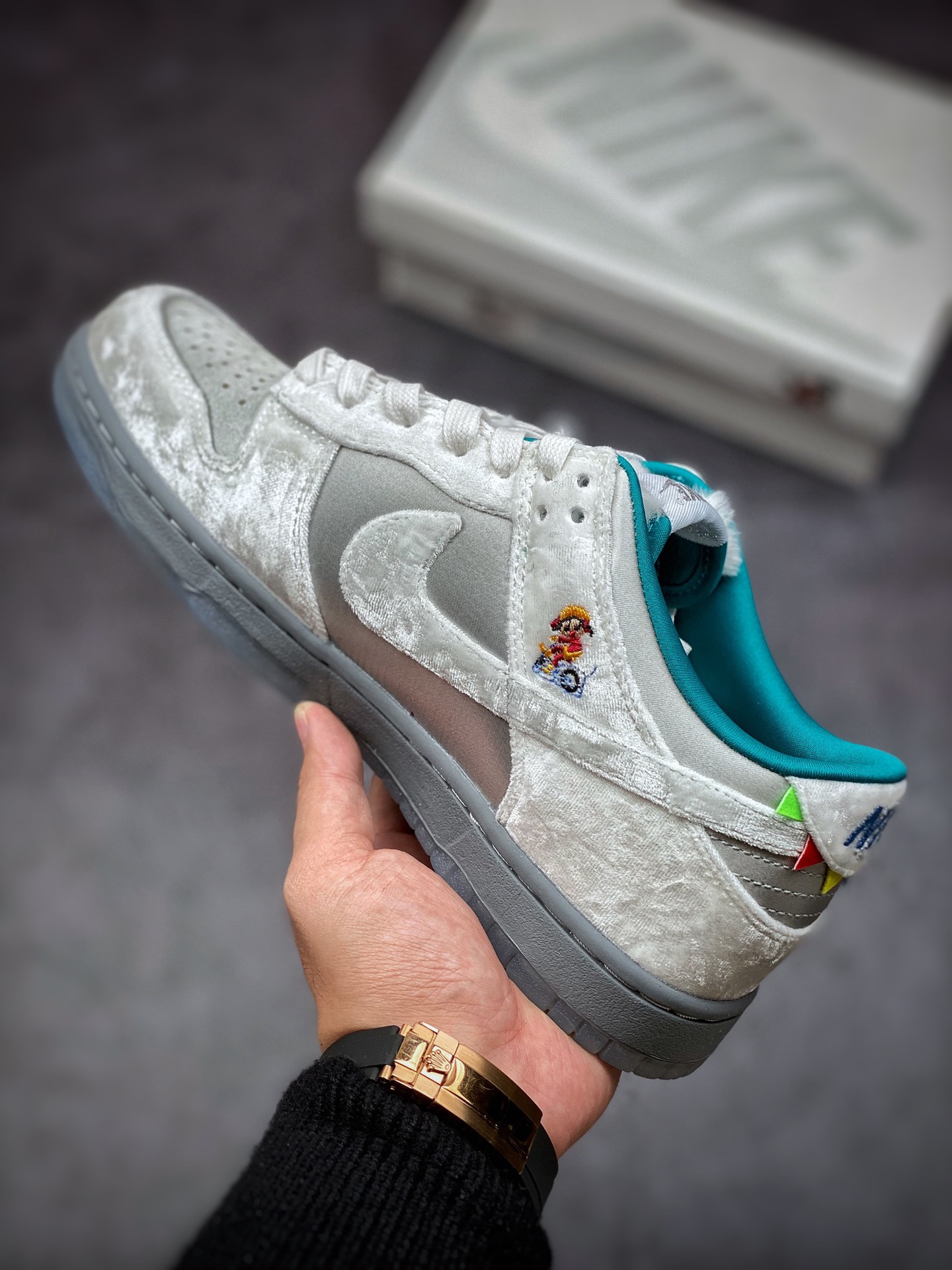 300 Nike Dunk Low Ice 冬季仙境 冰雪节  DO2326-001