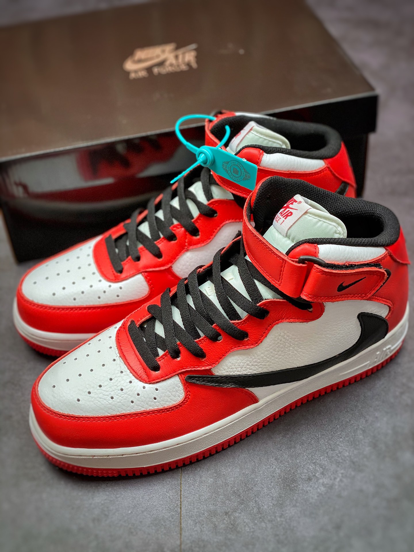 260 Nike Air Force 1 Mid 07 芝加哥红白黑倒钩 804609-160