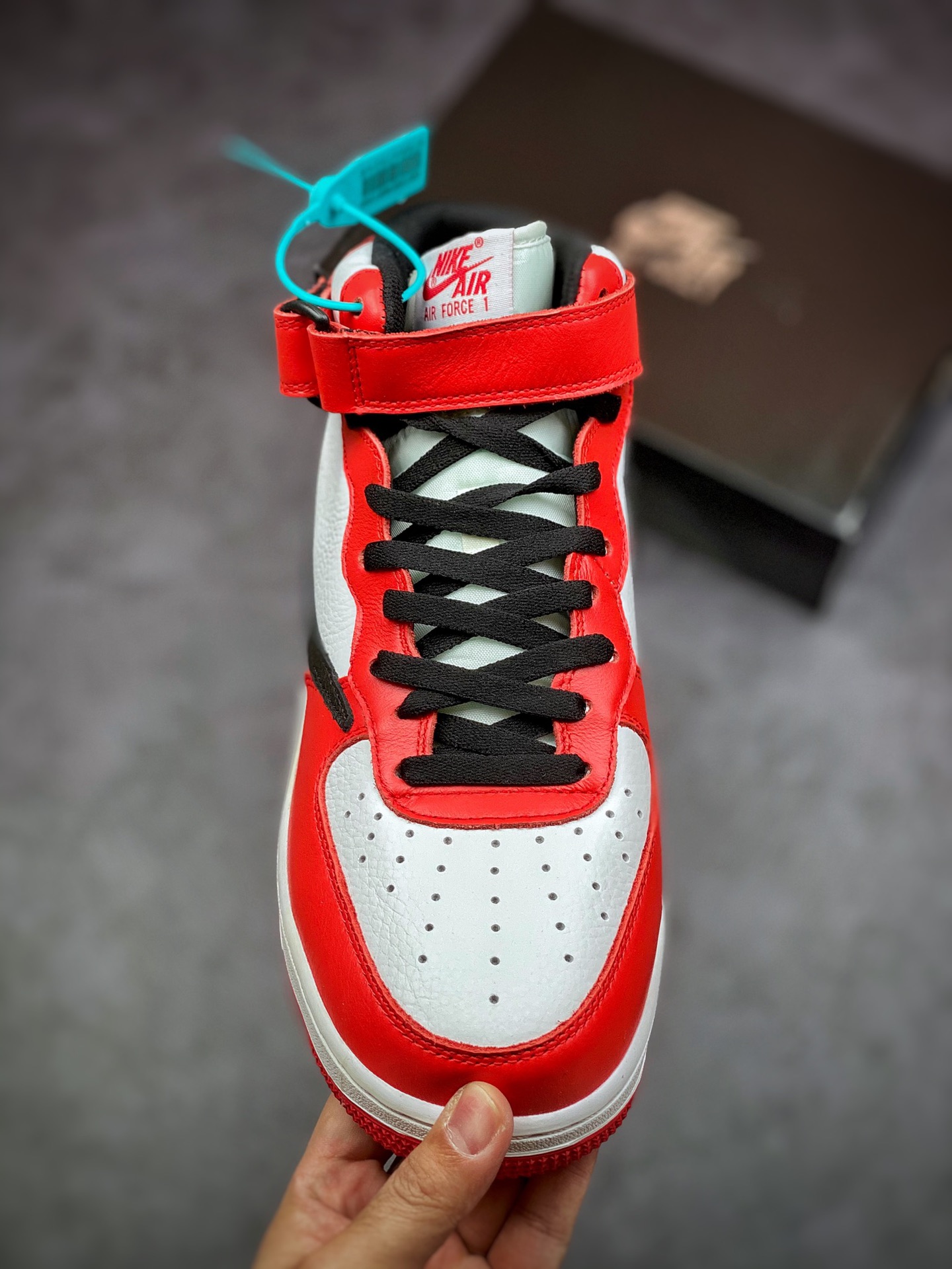 260 Nike Air Force 1 Mid 07 芝加哥红白黑倒钩 804609-160