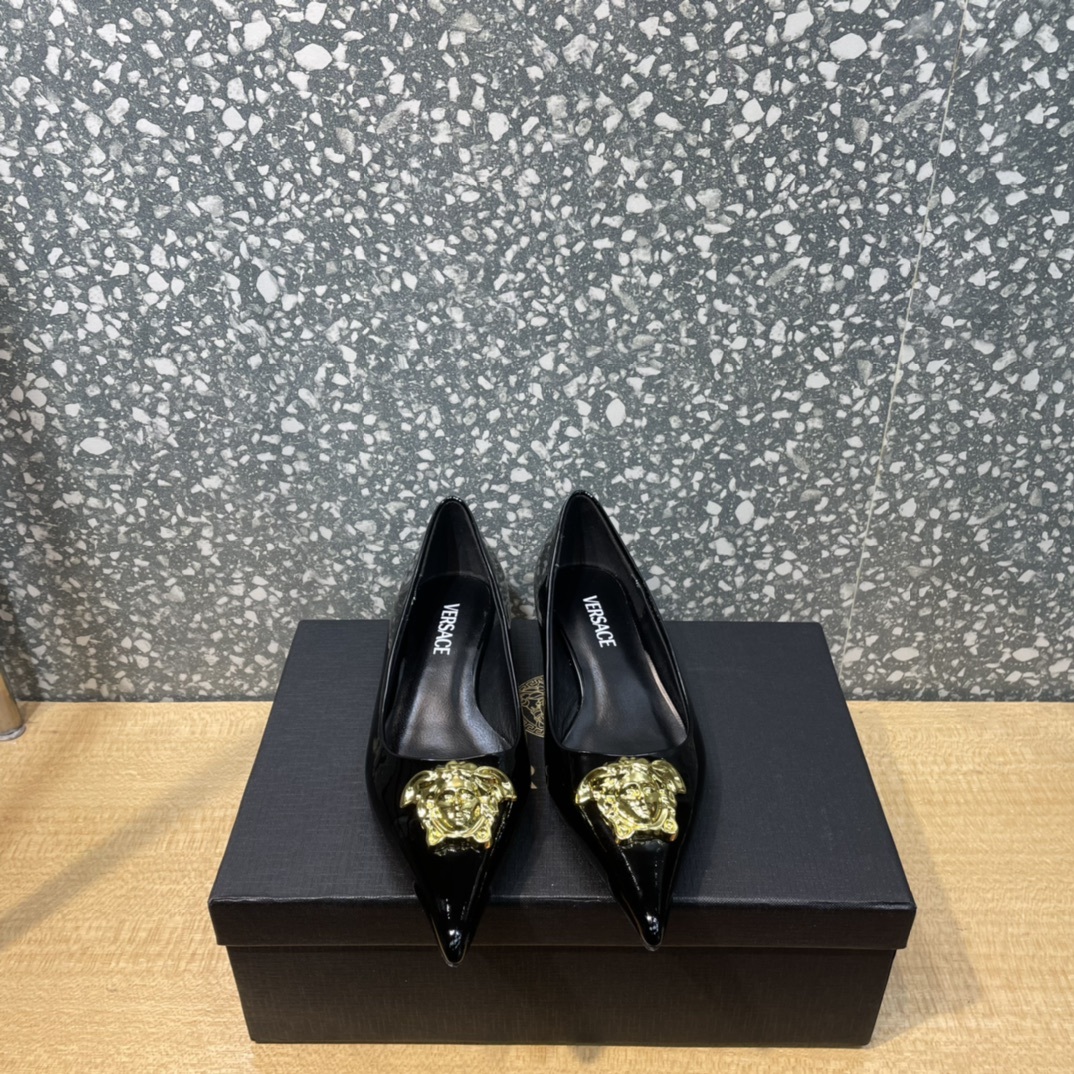 Versace系列推出最高端版本颜色