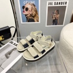 Chanel Acheter Chaussures Sandales Peau de mouton Série d'été La plage 1 Chanel Acheter
Chaussures Sandales Peau de mouton Série d’été La plage