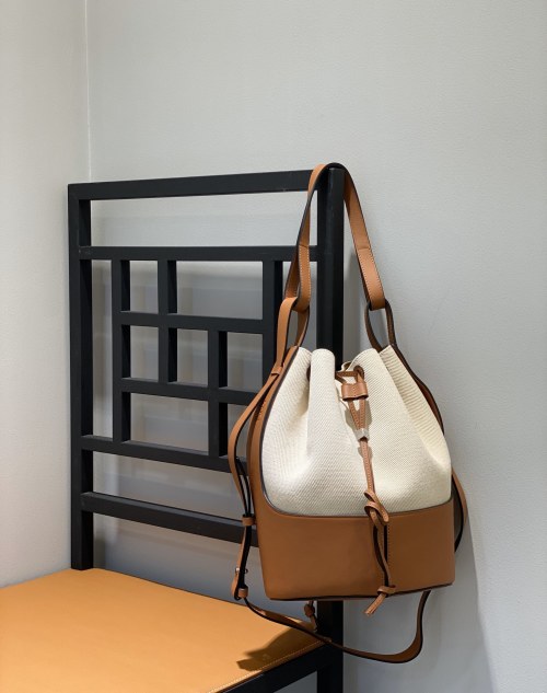 Balloon Bucket Bag Medium Size, Drawstring Closure, Adjustable Leather Straps 1 Balloon Bucket Bag Medium Size, Drawstring Closure, Adjustable Leather Straps