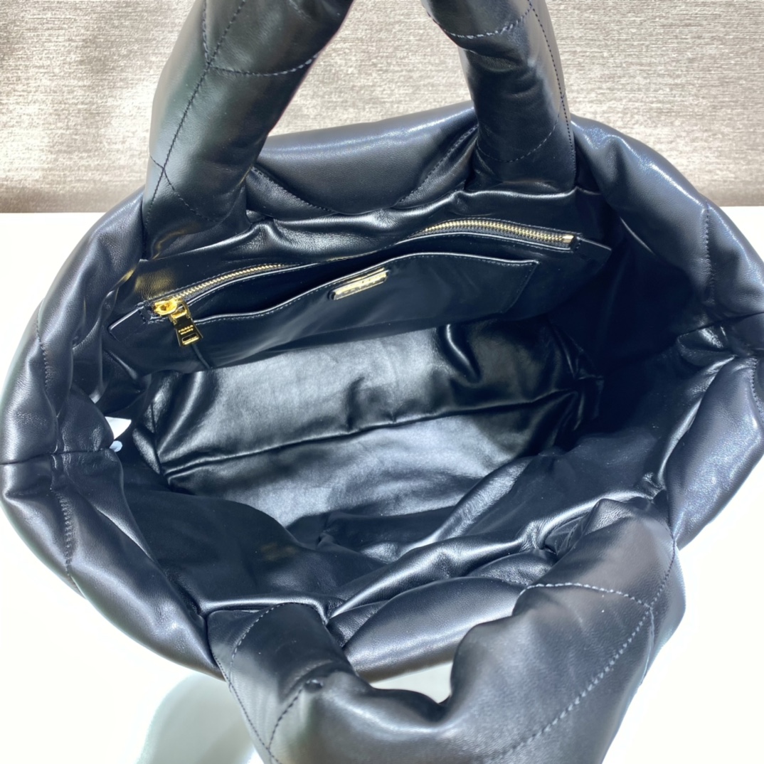 PRADA普拉达纯手工菱格新款托特包1BG411