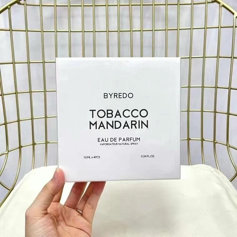 Byredo Tobacco Mandarin Eau de Parfum Set - 4 x 10ml Travel Sprays 2 i1640692200 7135 0
