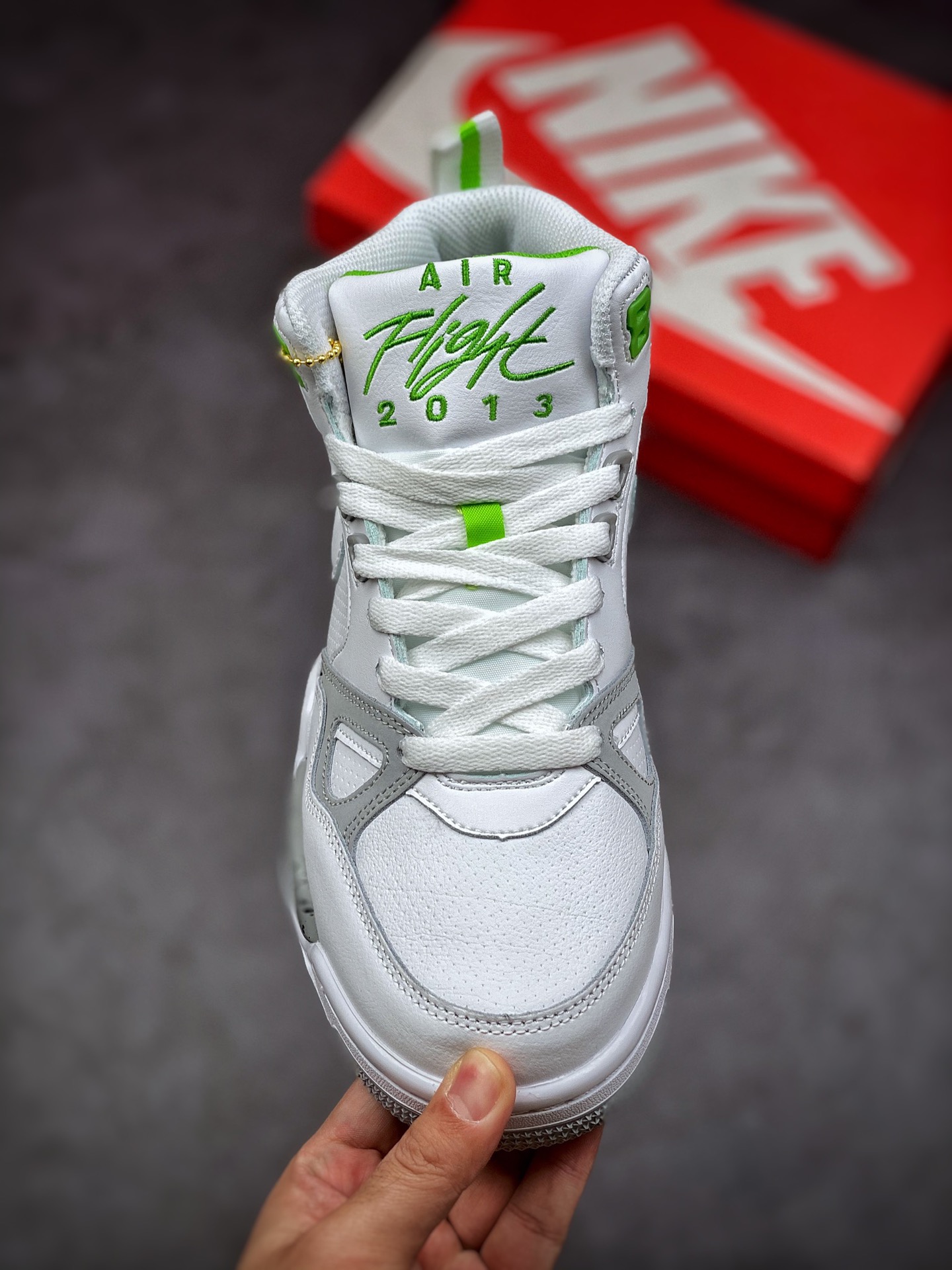 260 Air Flight 13带男子运动鞋· AJ4兄弟款系列 篮球鞋579961-106