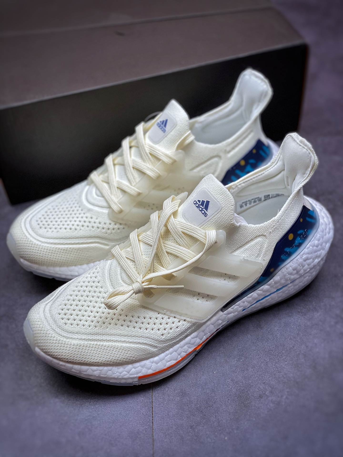 200 独家实拍阿迪达斯 Adidas UB7.0 爆米花 GX8532