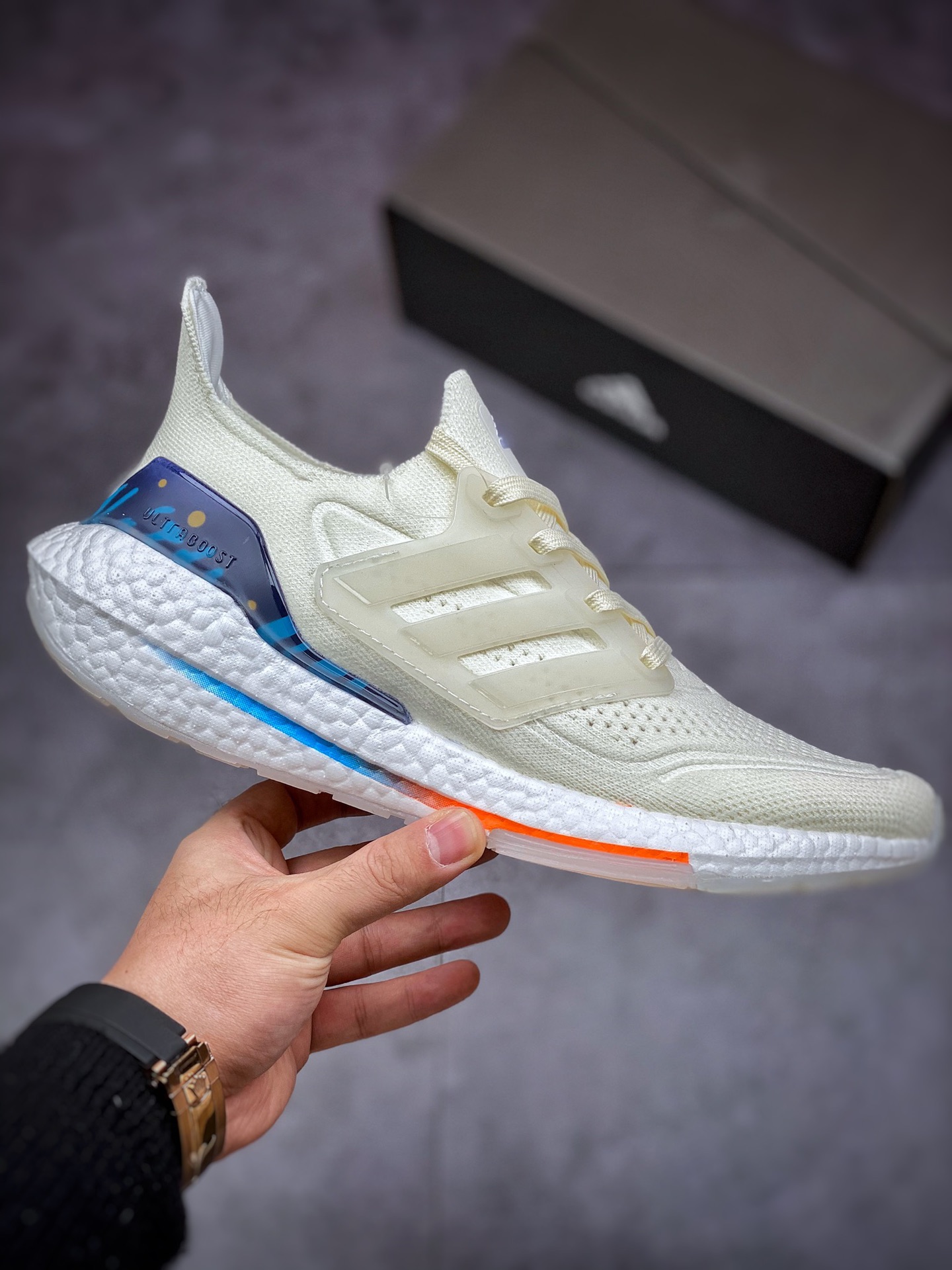 200 独家实拍阿迪达斯 Adidas UB7.0 爆米花 GX8532