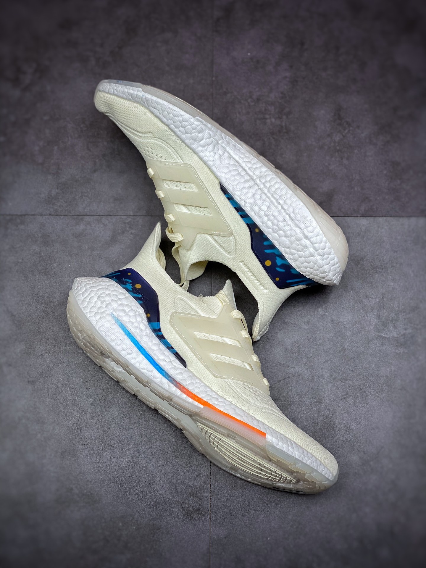 200 独家实拍阿迪达斯 Adidas UB7.0 爆米花 GX8532