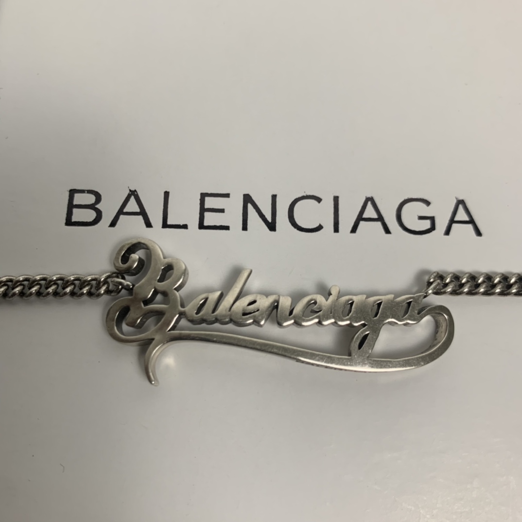 【95】原单货🔹🔹新品 巴黎世家 手链 Balenciaga 做旧款🔹专柜一致 黄铜材质 古金电镀 火爆款出货 设计独特