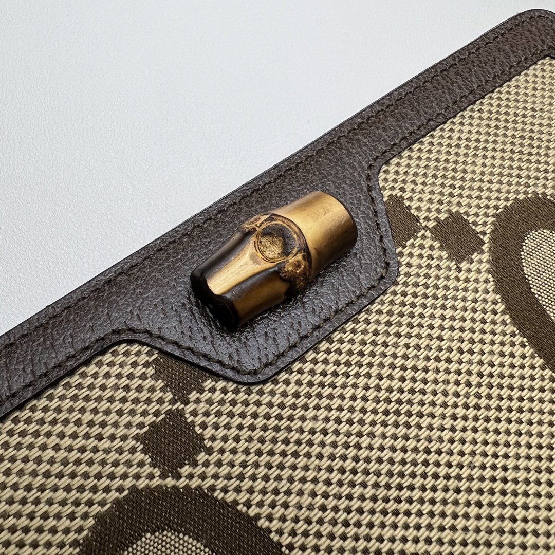 GUCCI古驰饰超级双G图案Gucci Diana竹节钱包658634
