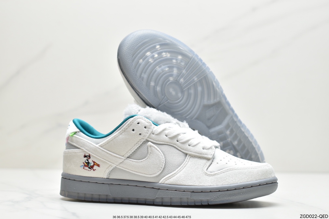 Nike DuNIKE Low Ice Winter Wonderland Snow Festival DO2326-001