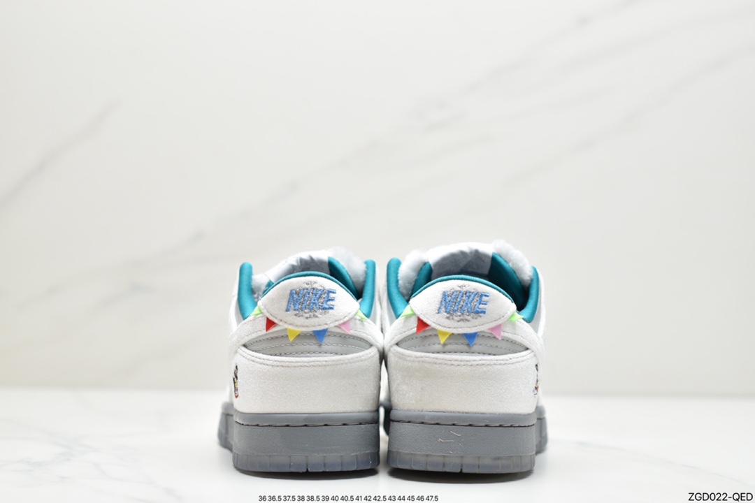 Nike DuNIKE Low Ice Winter Wonderland Snow Festival DO2326-001