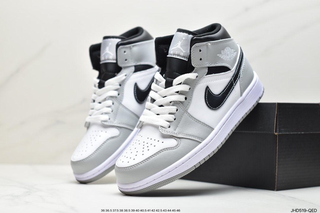 Air Jordan AJ1 Mid AJ1 middle help original built-in full palm air cushion 554724-078-Top High Quatity Cheap Sneakers Fashion Clothing Clothes Bags handbags Shoes of all Brand wholesale With The best Quality And Beautiful Price from China Factory Chinese suppliers wholesaler seller Air Jordan AJ1 Mid AJ1 middle help original built-in full palm air cushion 554724-078