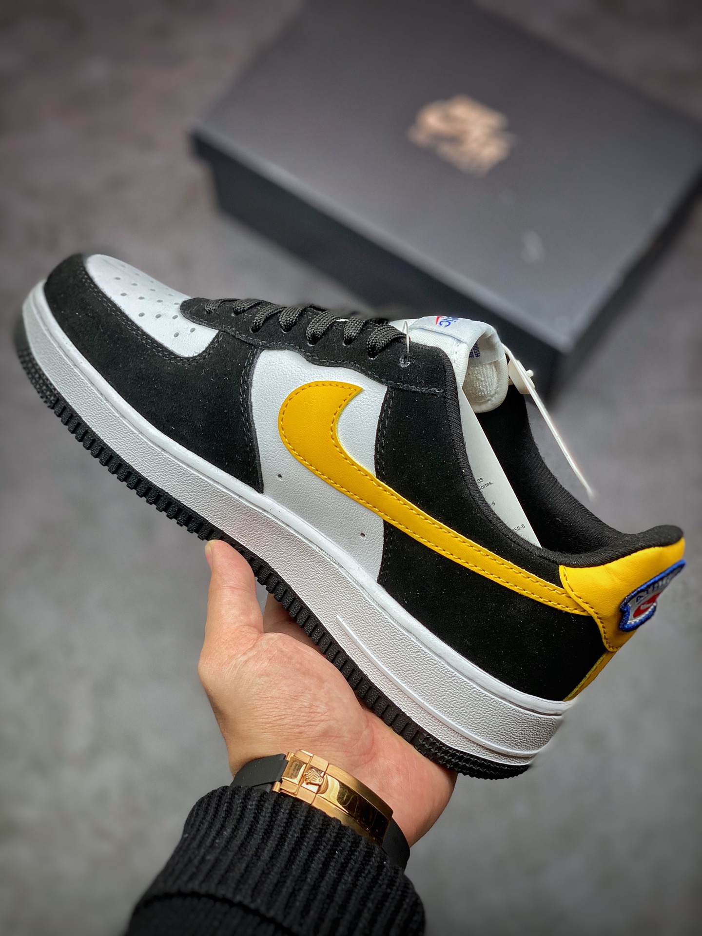 Nike Air Force 1 Low 07 Black and Yellow Hook DH7568-002