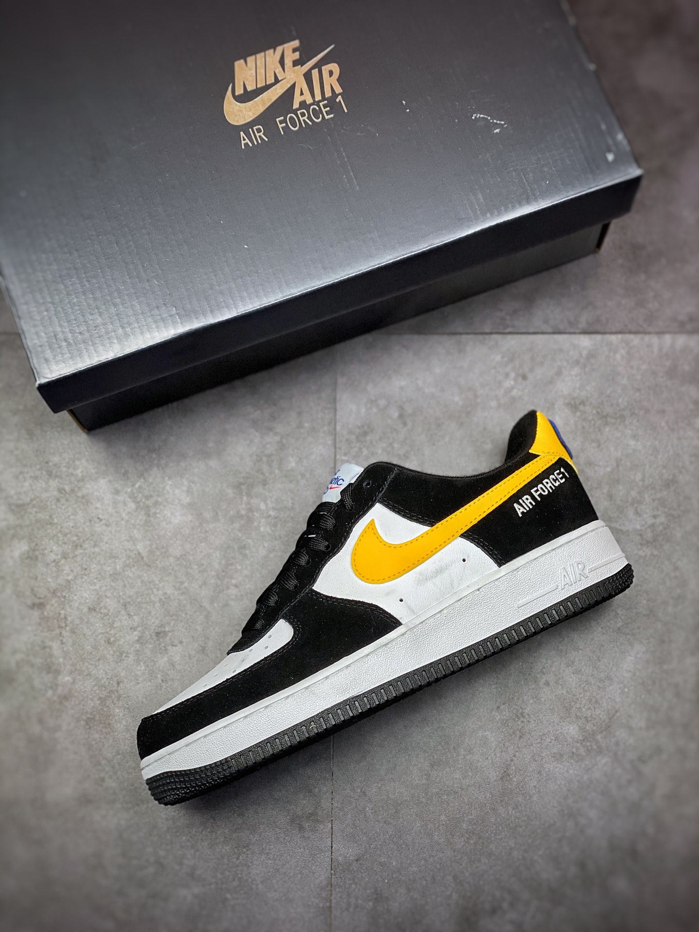 Nike Air Force 1 Low 07 Black and Yellow Hook DH7568-002