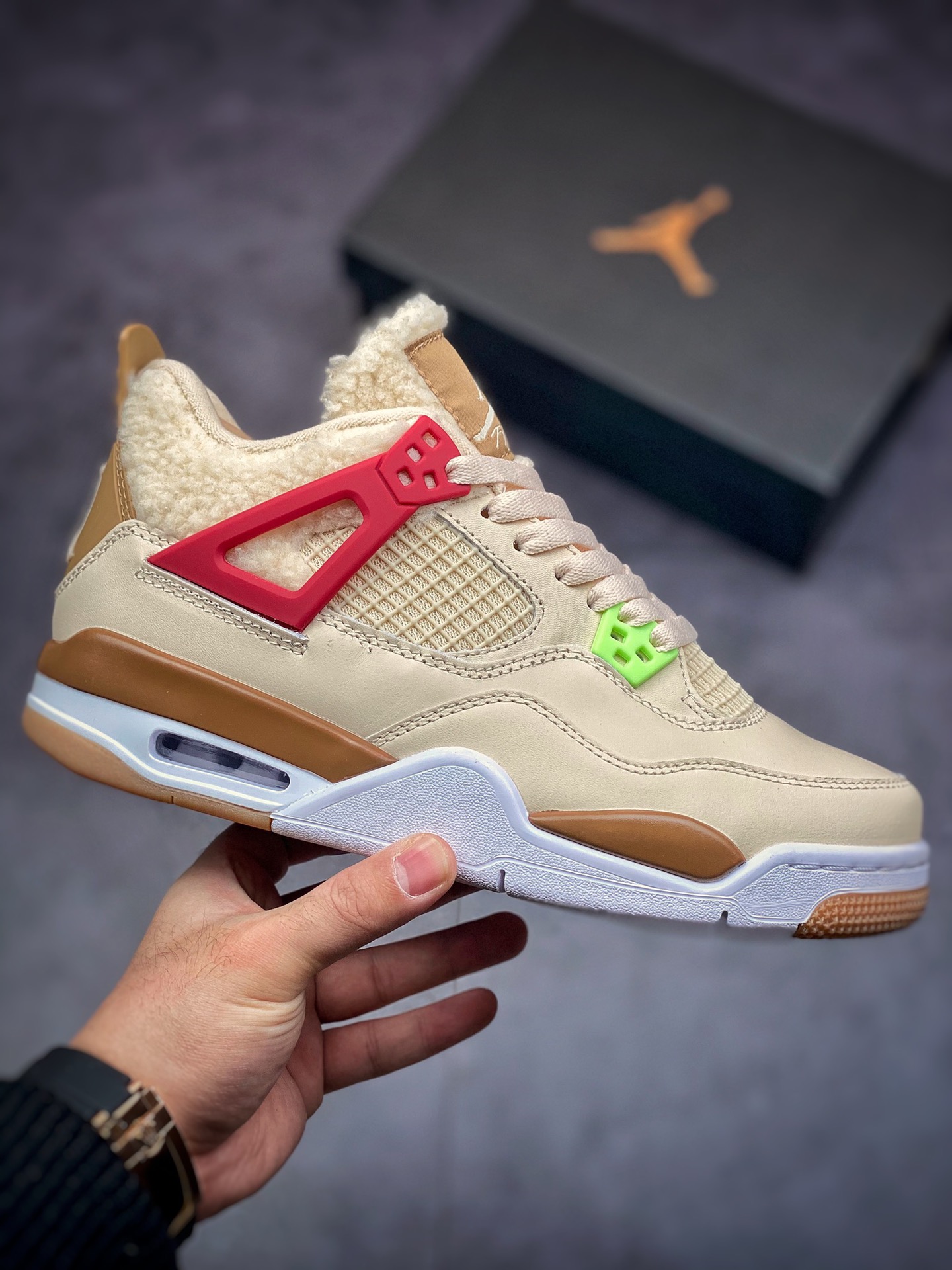 380 #纯原版本 Air Jordan 4 Retro 卡其色 羊绒AJ4 DH0572-264-莆田鞋,莆田鞋货源,高仿鞋,高仿鞋货源,安福档口,莆田高仿鞋,莆田鞋批发,高仿鞋批发,莆田高仿运动鞋,高仿运动鞋,莆田运动鞋 380 #纯原版本 Air Jordan 4 Retro 卡其色 羊绒AJ4 DH0572-264