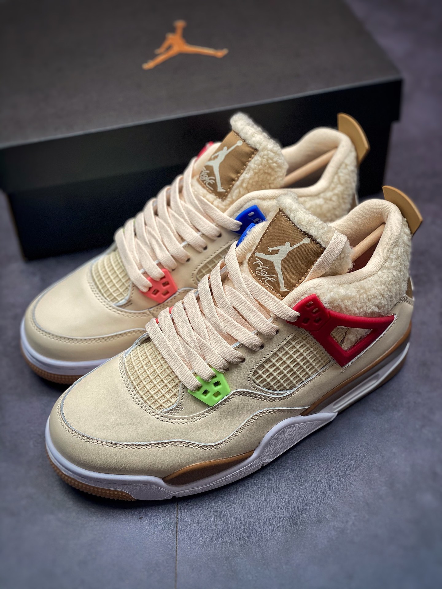 380 #纯原版本 Air Jordan 4 Retro 卡其色 羊绒AJ4 DH0572-264-莆田鞋,莆田鞋货源,高仿鞋,高仿鞋货源,安福档口,莆田高仿鞋,莆田鞋批发,高仿鞋批发,莆田高仿运动鞋,高仿运动鞋,莆田运动鞋 380 #纯原版本 Air Jordan 4 Retro 卡其色 羊绒AJ4 DH0572-264