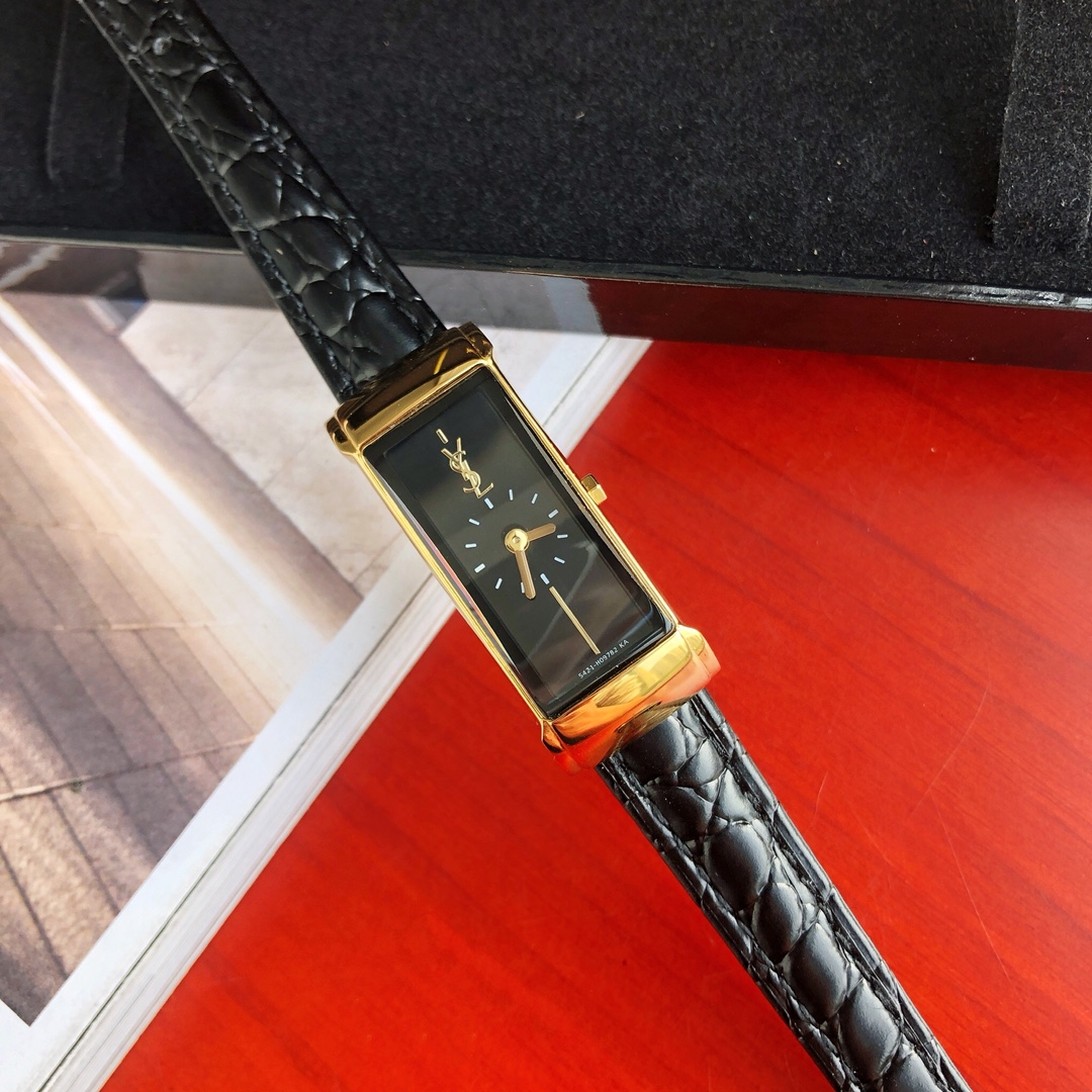 Часы Saint Laurent