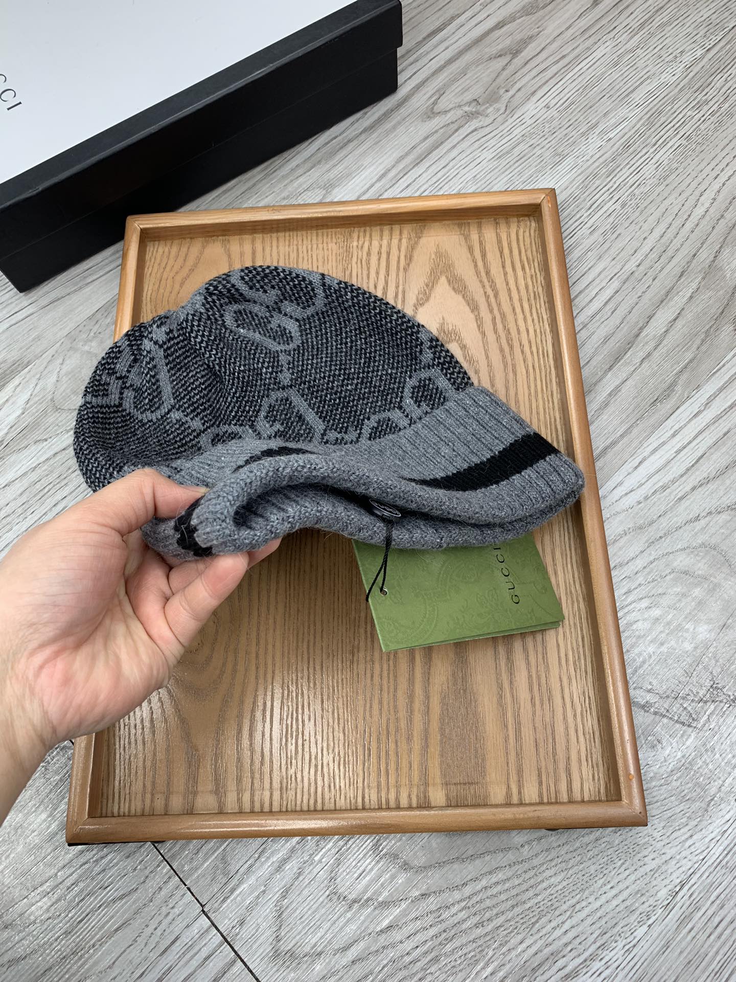 🌹。G家。【羊毛单帽】客供小羊毛！珍贵典藏的灵魂帽子！客供色纱.每个颜色都非常好看！经典！手感软腻.70