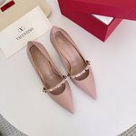 Valentino AAA+
 Shoes Sandals Genuine Leather
