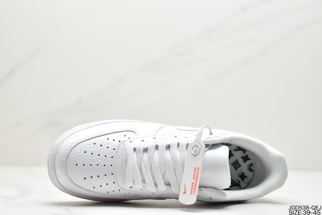 180 Louis Vuitton x Nike Air Force 1 Low 路易威登印花联名 LA2314-100-莆田鞋,莆田鞋货源,高仿鞋,高仿鞋货源,安福档口,莆田高仿鞋,莆田鞋批发,高仿鞋批发,莆田高仿运动鞋,高仿运动鞋,莆田运动鞋 180 Louis Vuitton x Nike Air Force 1 Low 路易威登印花联名 LA2314-100