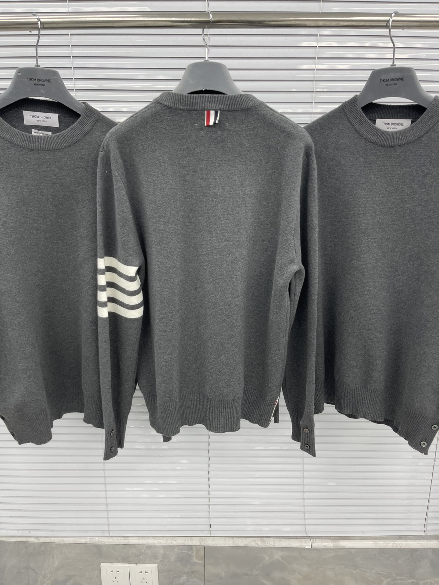 톰브라운 남성 니트 142872 Thom Browne Knit 상세 이미지 3