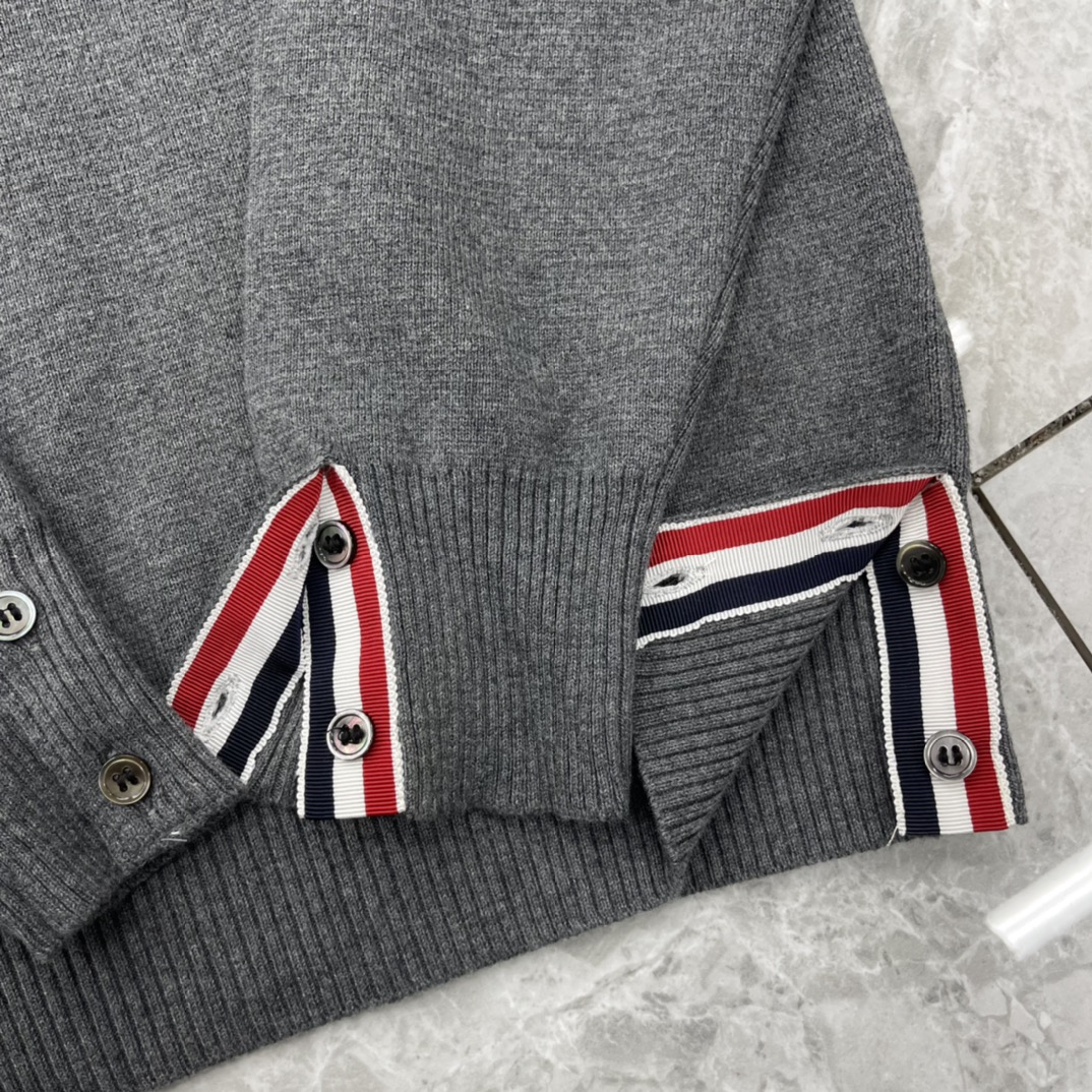 톰브라운 남성 니트 142872 Thom Browne Knit 상세 이미지 8