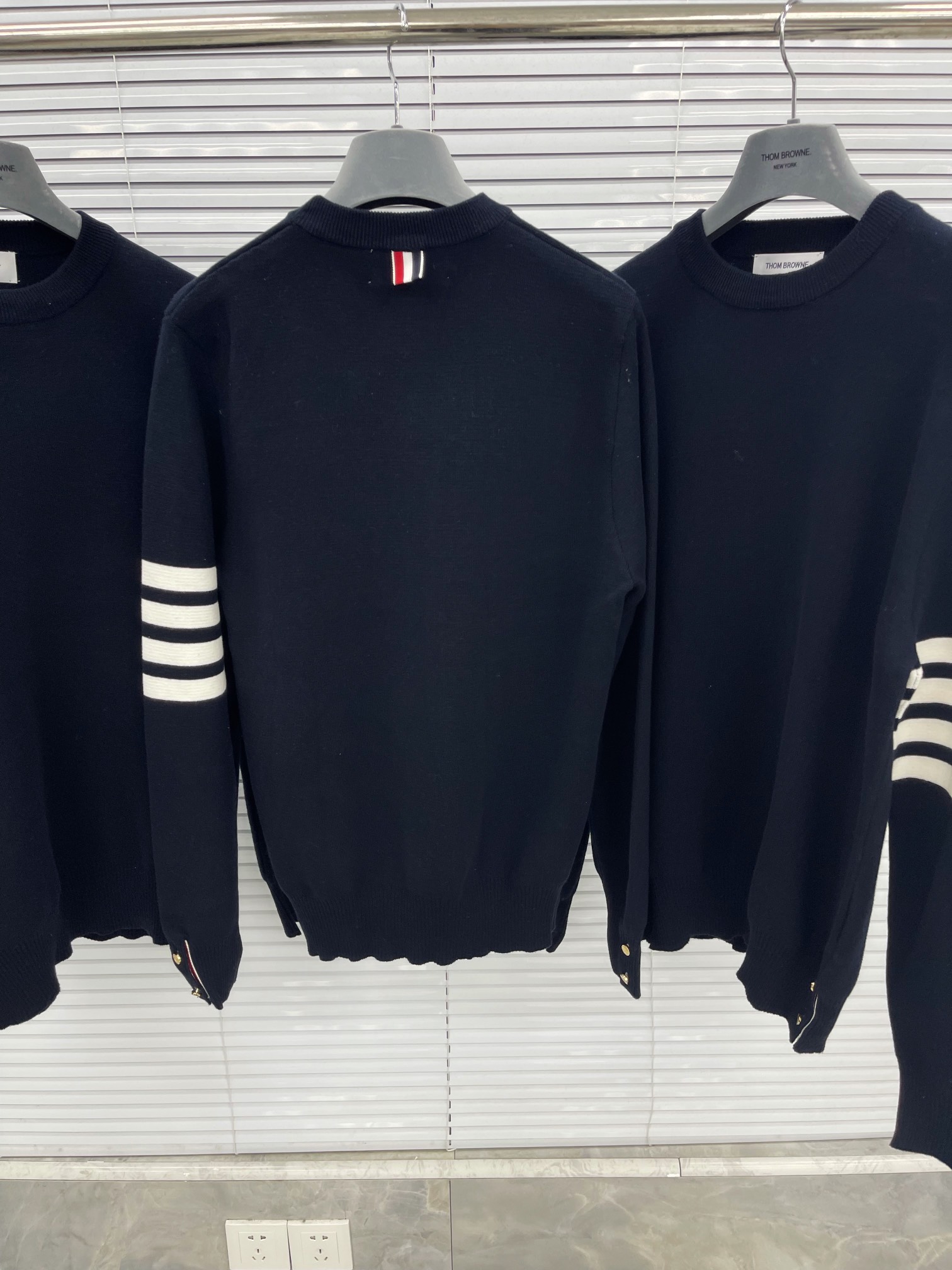 톰브라운 남성 니트 142873 Thom Browne Knit 상세 이미지 3
