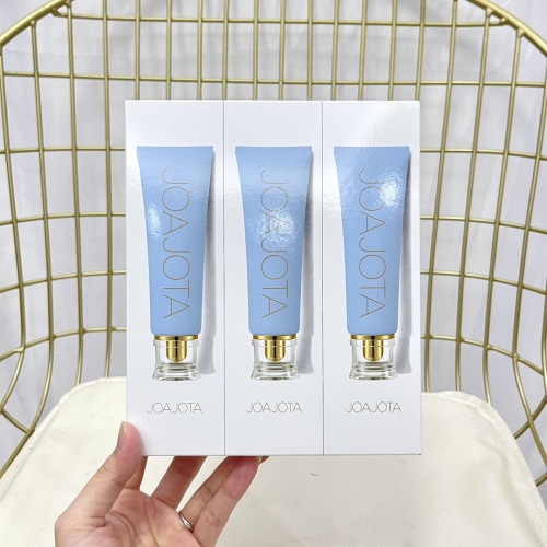 JOAJOTA Amino Acid Facial Cleanser Set, Gentle Foaming Wash (3 x 100ml) 1 JOAJOTA Amino Acid Facial Cleanser Set, Gentle Foaming Wash (3 x 100ml)