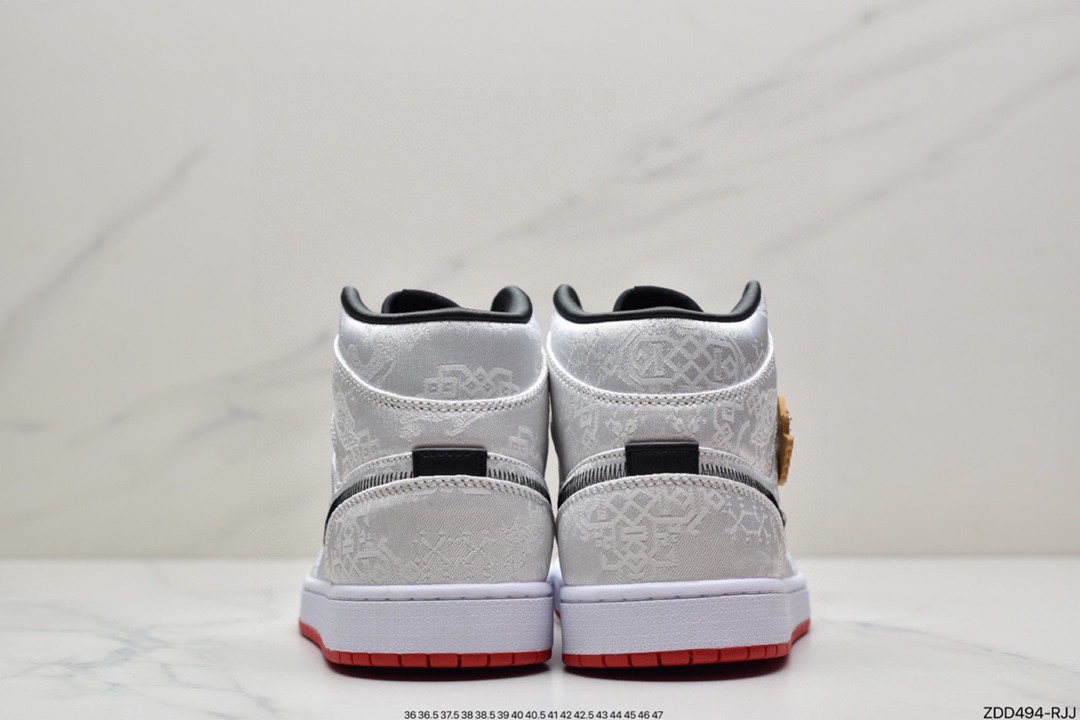 230 CLOT x Air Jordan 1 Mid ”Fearless” 重磅联名白丝绸CU2804-100