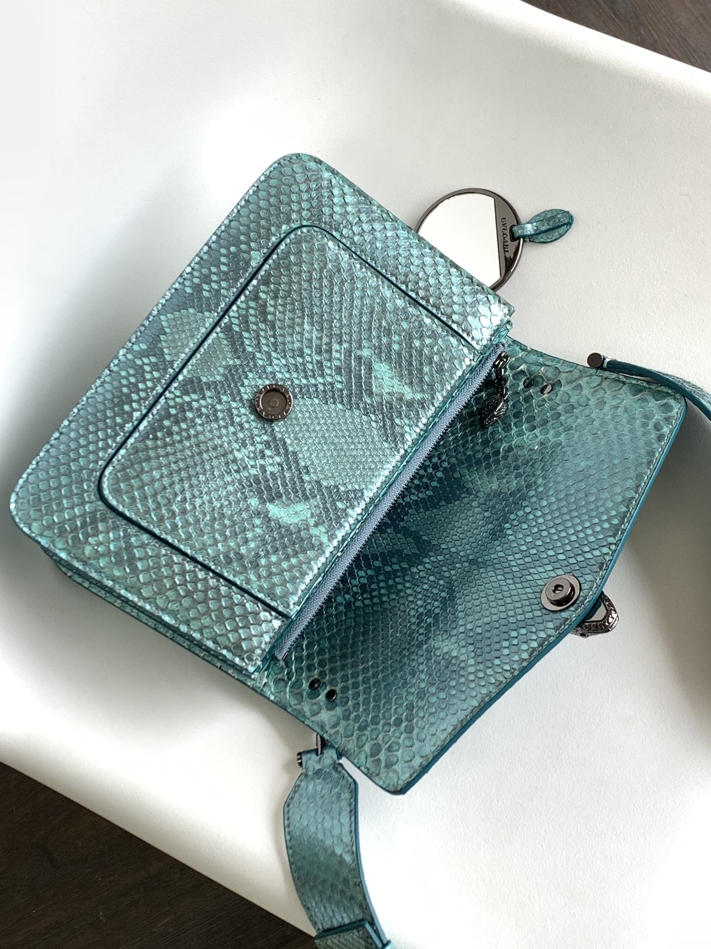 BVLGARI宝格丽SERPENTI FOREVER蟒蛇皮肩背包291076