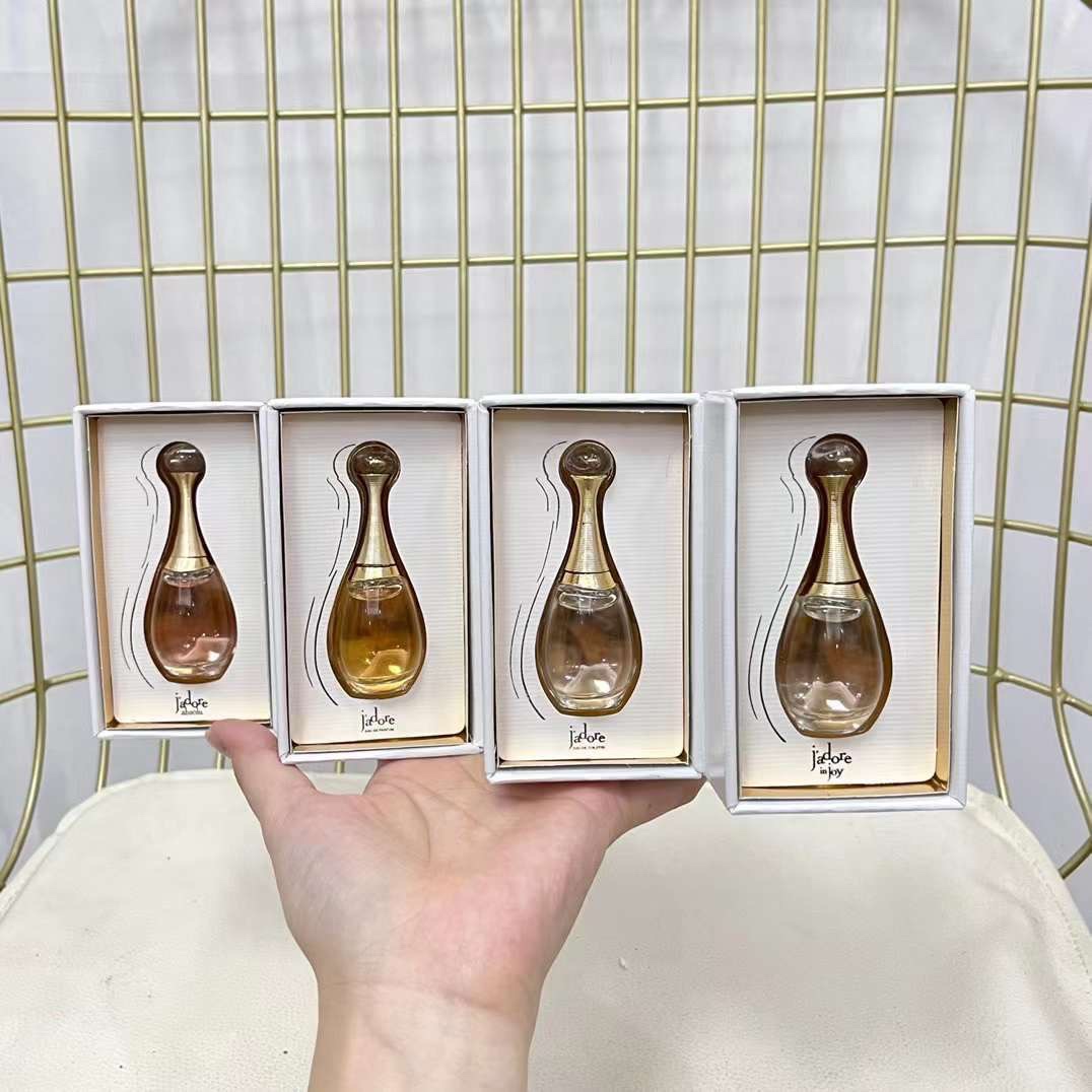 Dior J'adore La Collection Miniature Perfume Set (4 x 5ml) - Perfect Gift 5 i1641049562 4593 4